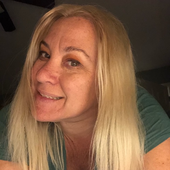 Meet your Posher, Tara - Picture 5 of 16